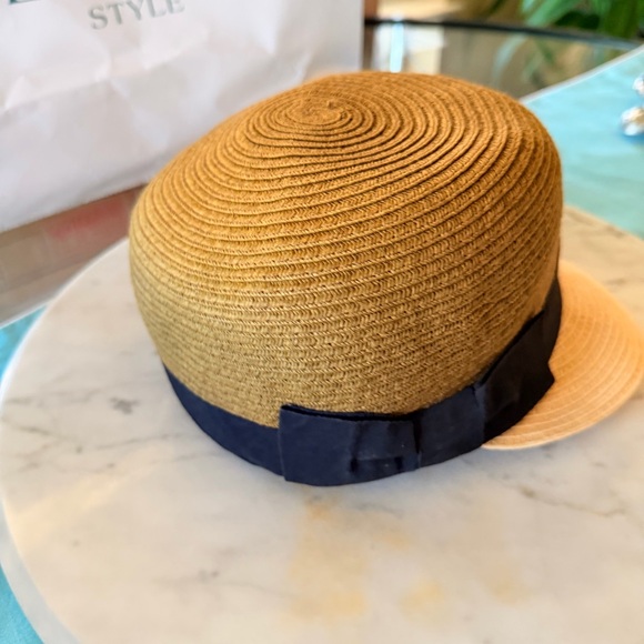 Vintage Two-Tone Straw Hat with Black Ribbon - Picture 8 of 14